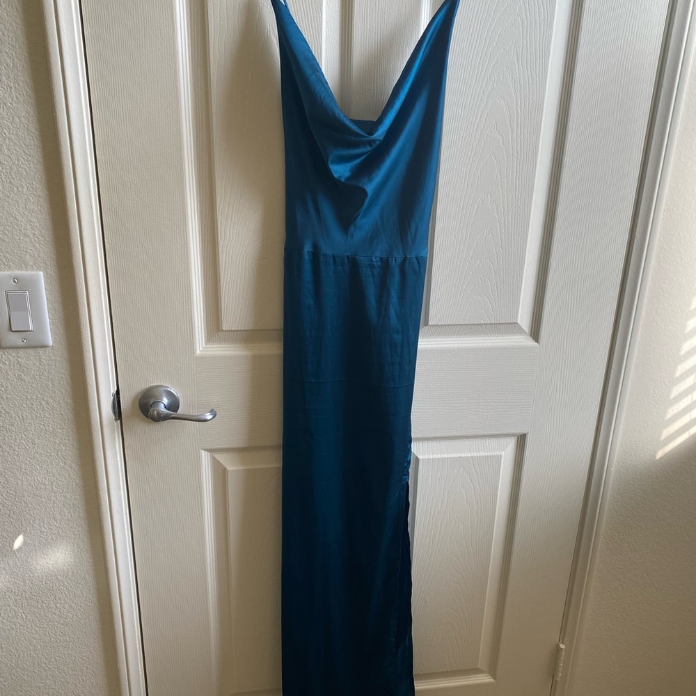 Elegant Teal Maxi Dress